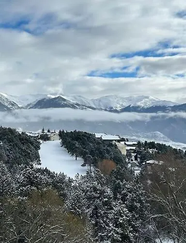 Avec Belle Vue Sur Montagne *